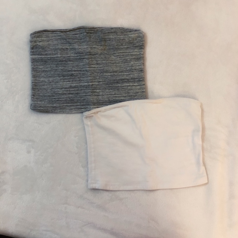 BUNDLE two shoulder-less crop tops